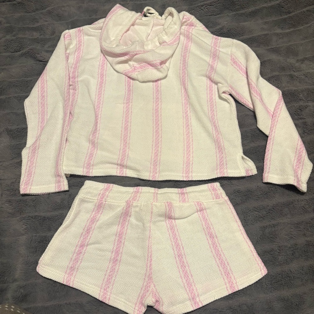 Pink & White Hooded Set - Picture 4 of 15